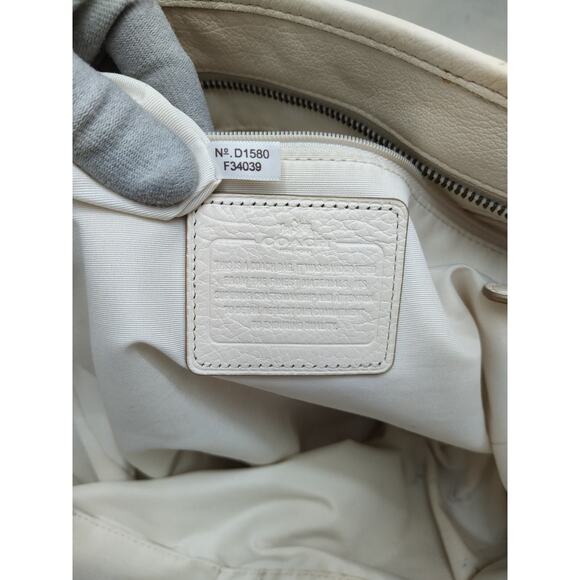 Coach Mickie Off-white Pebbled Leather Double Handle Zipper Tote Bag With Wallet - Picture 11 of 16
